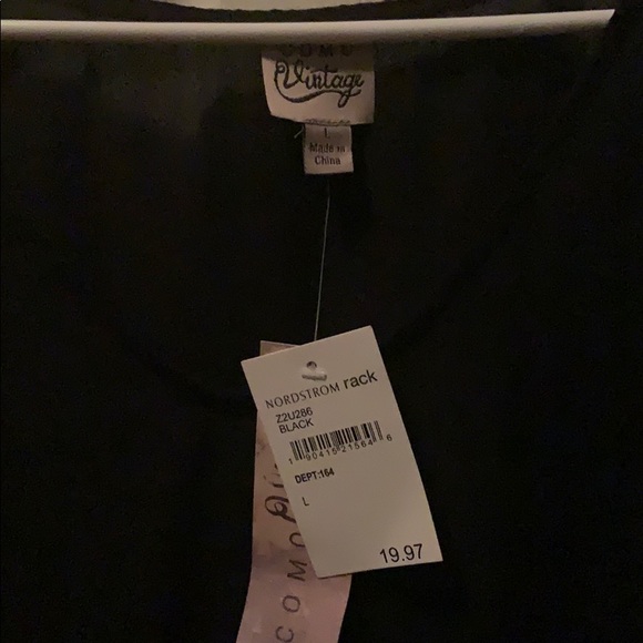 Size large flare sleeve blouse Nordstrom rack - Picture 4 of 4